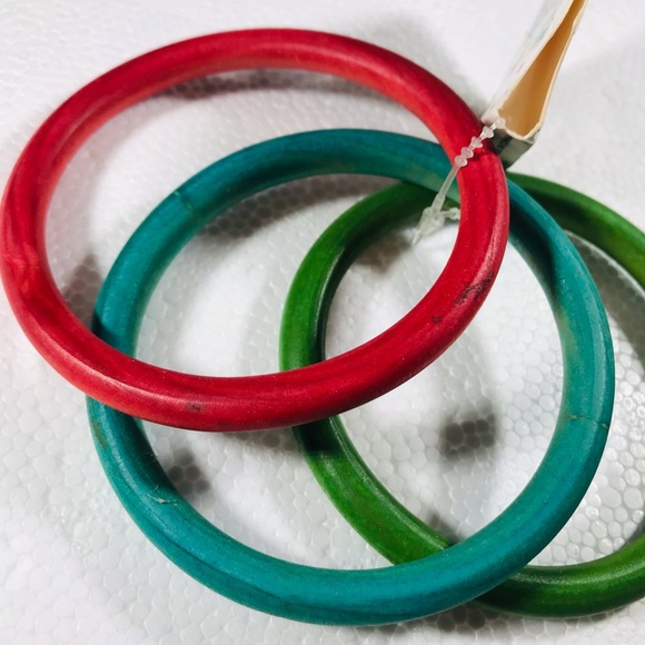 Vintage Wood Bangle Set - Picture 9 of 12